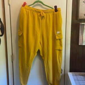 Men’s Nike utility pants